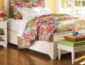 bedroom arrangement