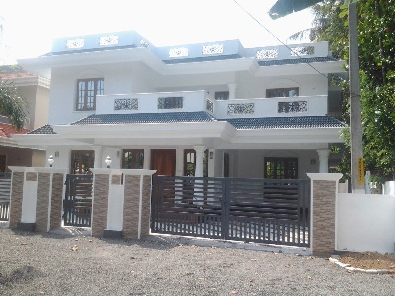 2,400 Sq Ft, 4 bedroom kerala home design