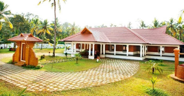 Kerala Exterior Modern Interior Design Home 5700 Square Feet