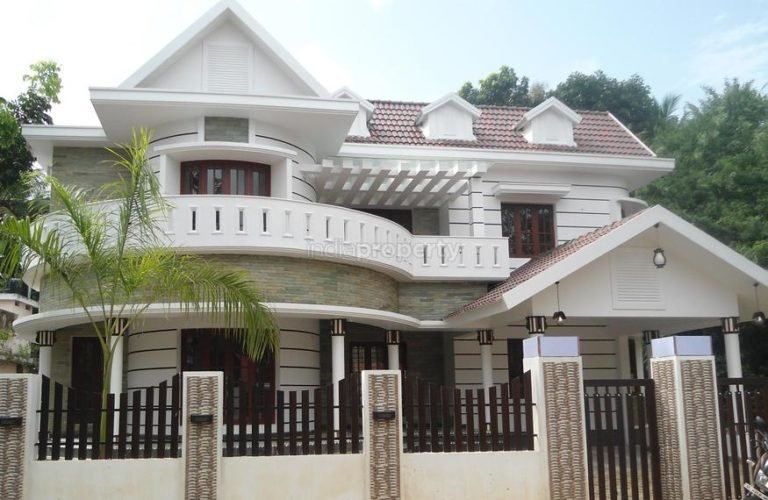 2200 Square Feet 4BHK Luxury Home Design