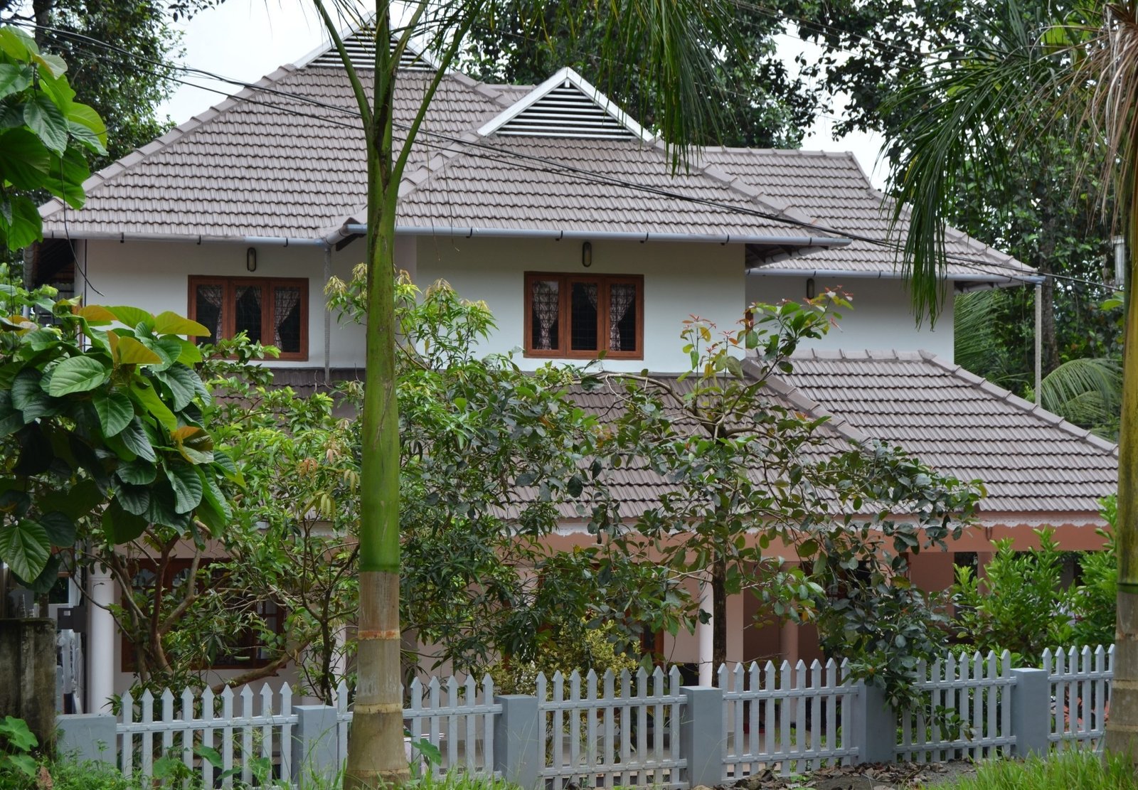 3000 Square Feet 5BHK Kerala Luxurious Home Design