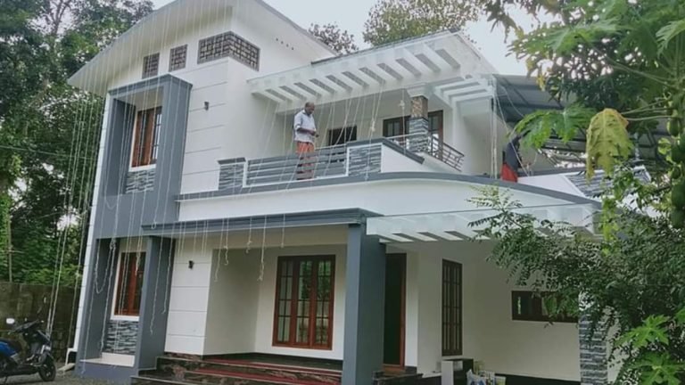 2009 Square Feet 4 Bedroom Contemporary Style House and Plan