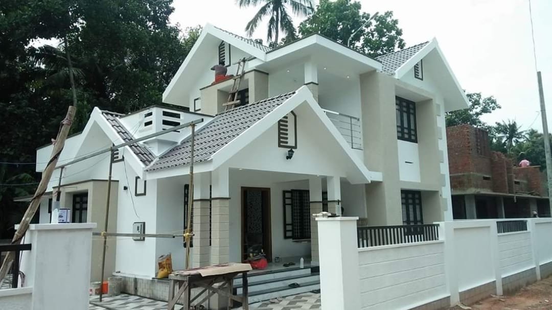 1650 Square Feet 3 Bedroom Colonial Style Double Floor House and Interior