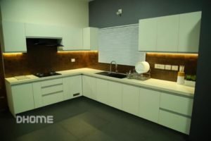 3050 Square Feet 4 Bedroom Colonial Style Beautiful House and Plan