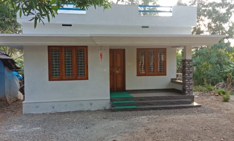 882 Square Feet 3 Bedroom Single Floor Low Budget House and Plan