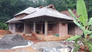Kerala Traditional Style 4 Bedroom Single-Storey Beautiful House and Plan