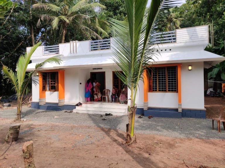 1331 Sq Ft 3BHK Single-Storey Low Budget Beautiful House and Plan