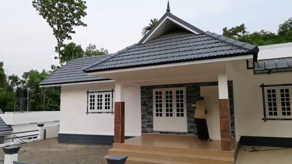 1400 Sq Ft 3BHK Traditional Style Single-Storey House at 9 Cent Plot