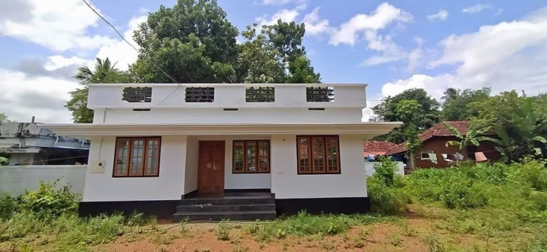 1084 Sq Ft 3BHK Simple and Beautiful Single Floor House and Free Plan, 17 Lacks