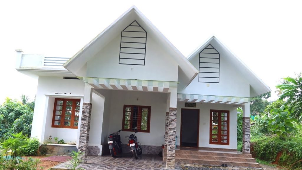 1375 Sq Ft 3BHK Colonial Style Single Floor House at 7.5 Cent Plot