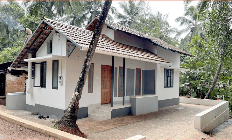 550 Sq Ft 2BHK Beautiful House at 3 Cent Plot, 10.5 Lacks