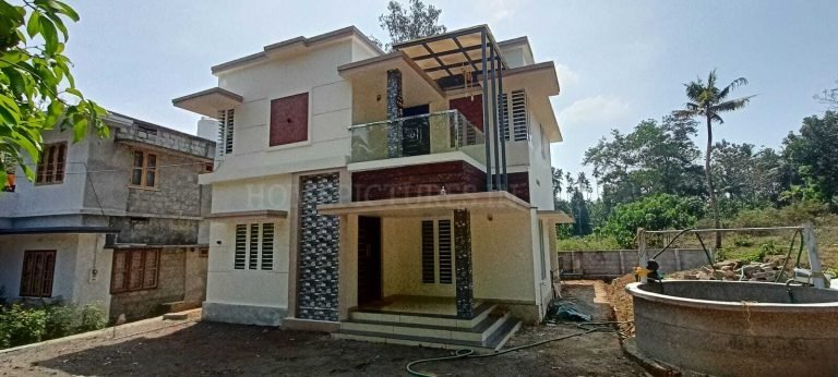 1221 Sq Ft 3 BHK Home at 7 Cent Plot, Free Plan, 19 Lacks